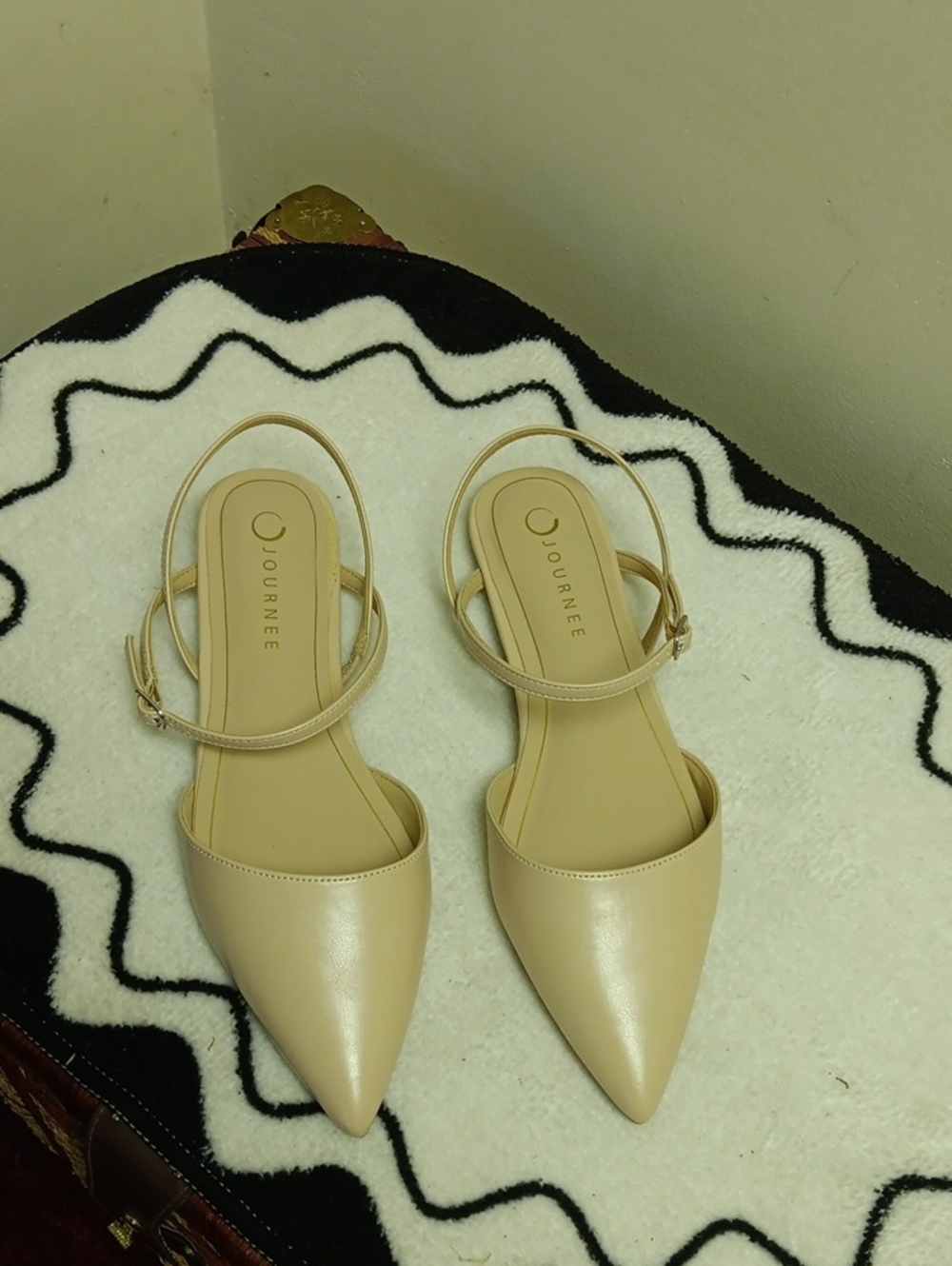 Journee Collection Beige Pointed-Toe Slingback Flats